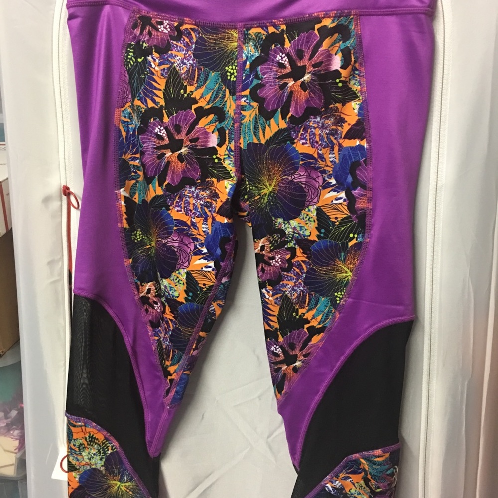 💥SOLD💥 (M) Zumba leggings